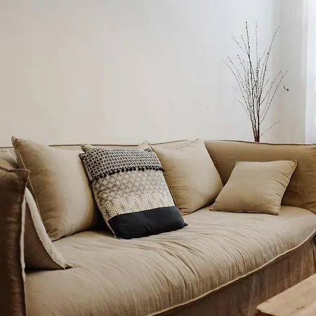 Tanneurs Furnished Flat Appartement
