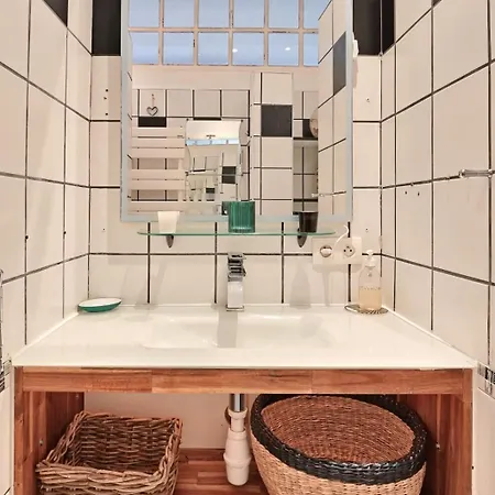 Tanneurs Furnished Flat Appartement