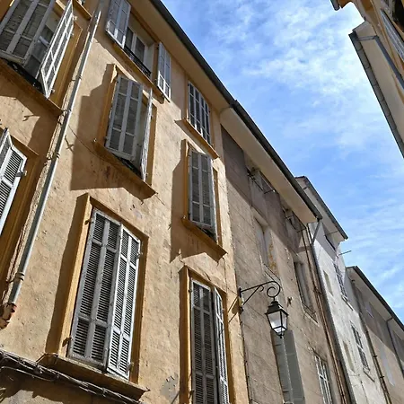 Tanneurs Furnished Flat Appartement
